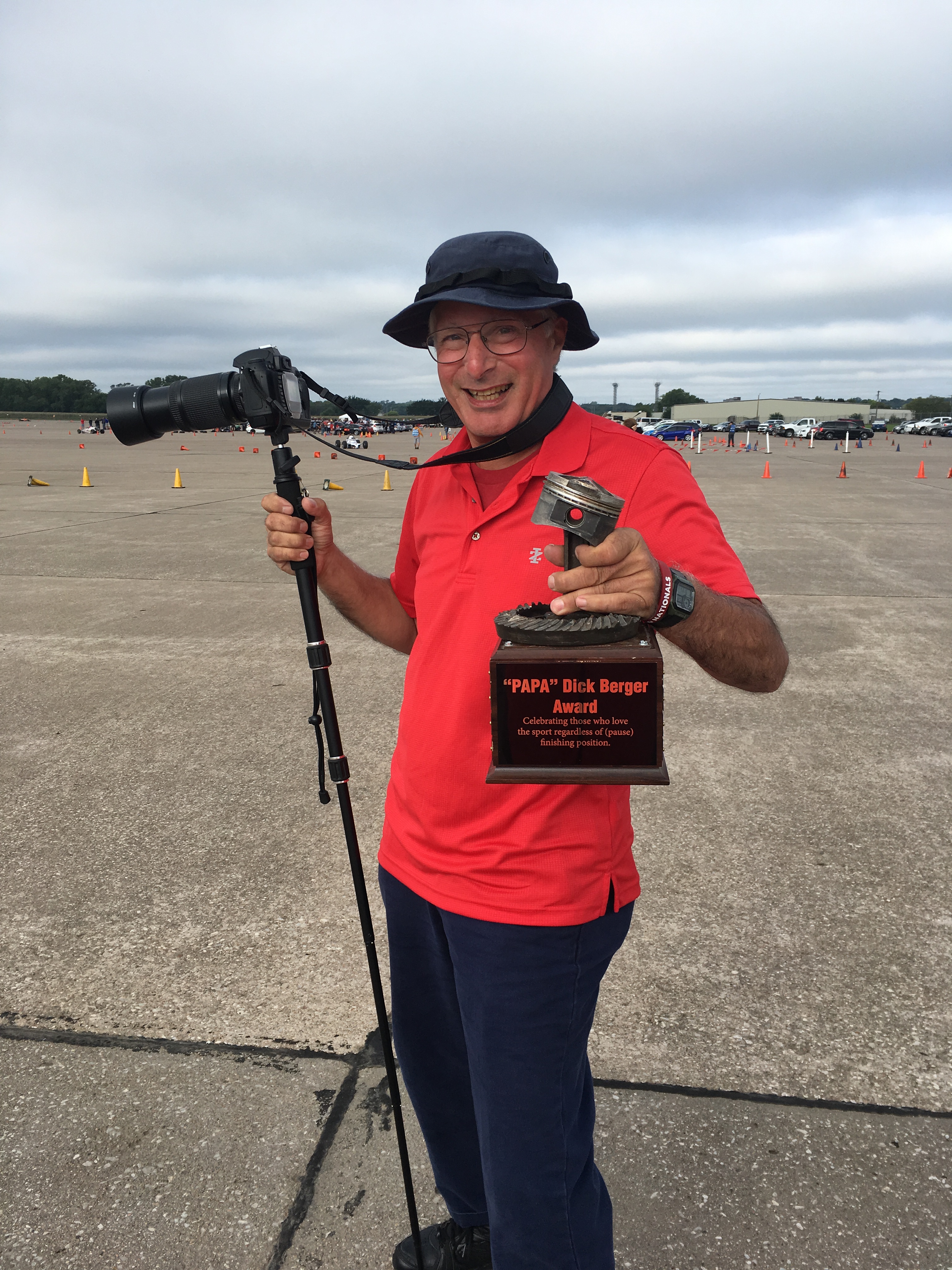 41310764_301116570718940_7595781552831725568_n