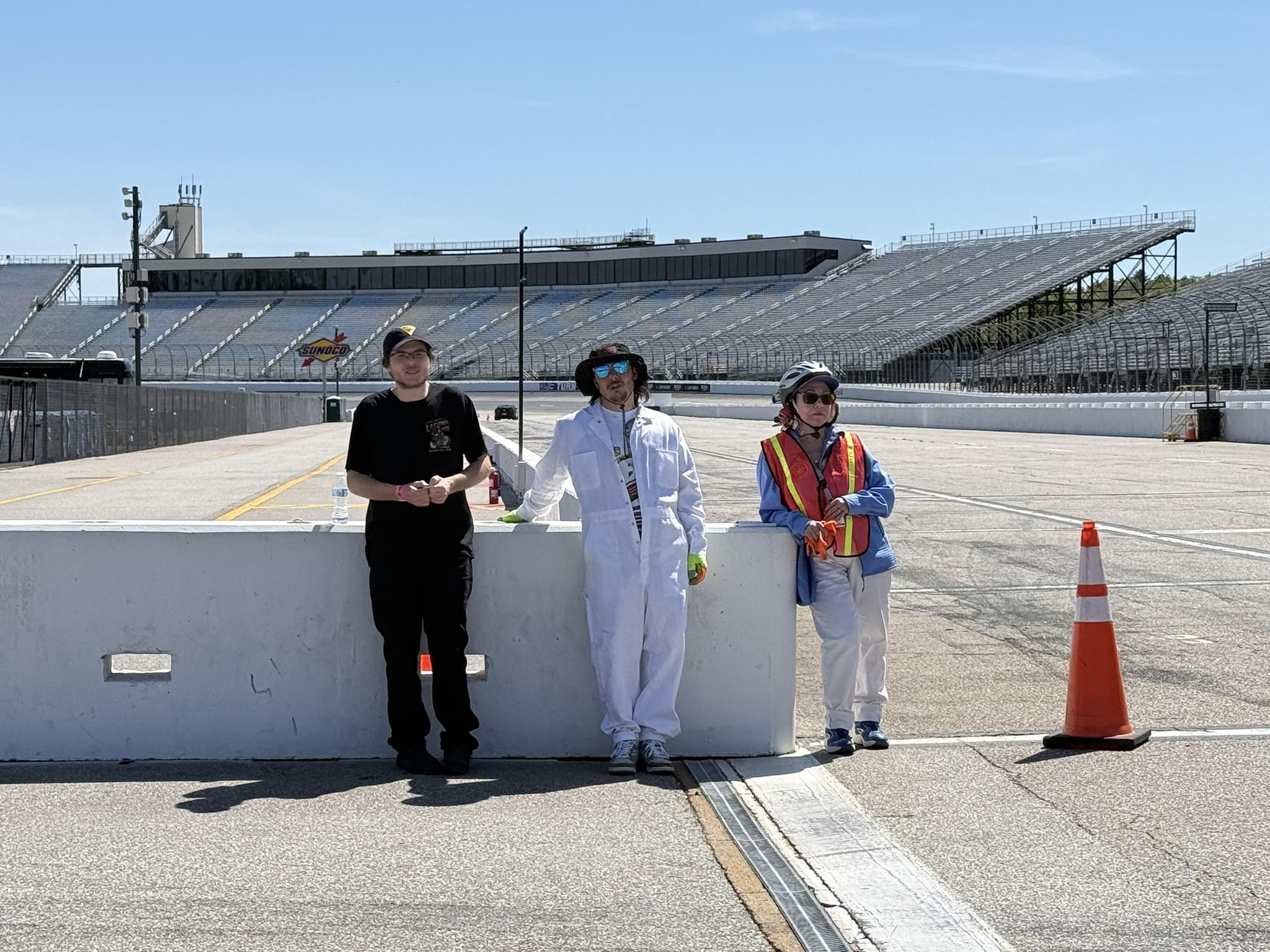 trackside nhms pit